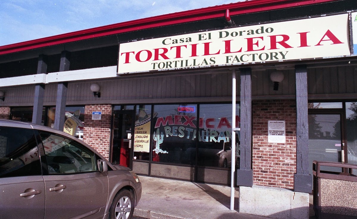 Casa El Dorado Mexican Handcrafts & Tortillas
